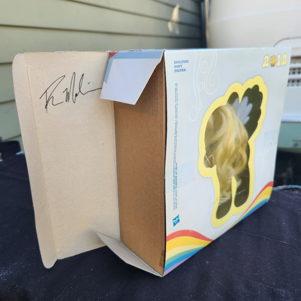 SDCC 2012 Derpy Hooves – Signed by MLP:FiM Storyboard Artist – Includes COA - Picture 9 of 10